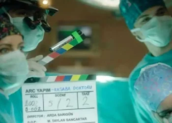 Ekranlara yeni bir doktor dizisi daha geliyor !… “Kasaba Doktoru”