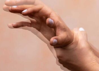 Kasılma hastalığı nedir? Op. Dr. Kamil Teker anlatıyor