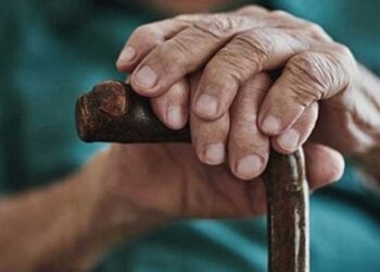 Yaşlılarda sıvı tüketimi nasıl olmalıdır?